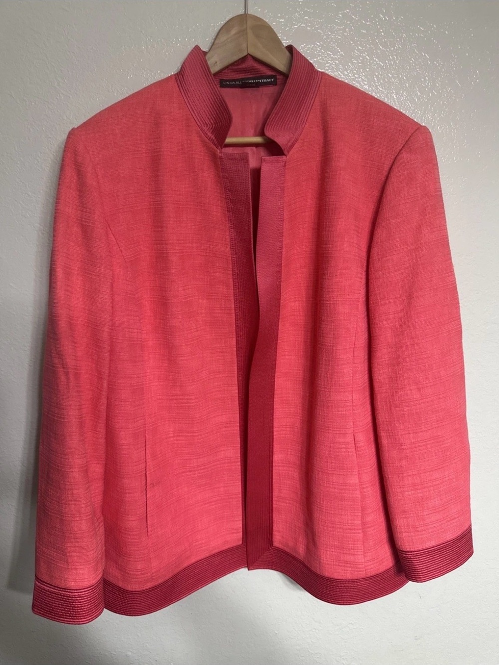 Linda Allard Ellen Tracy Coral Open-Front Collarless Blazer